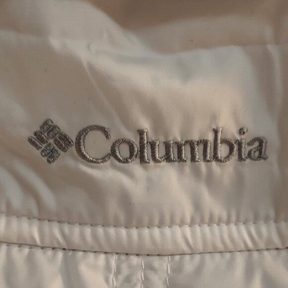 Columbia Vest - Picture 3 of 5